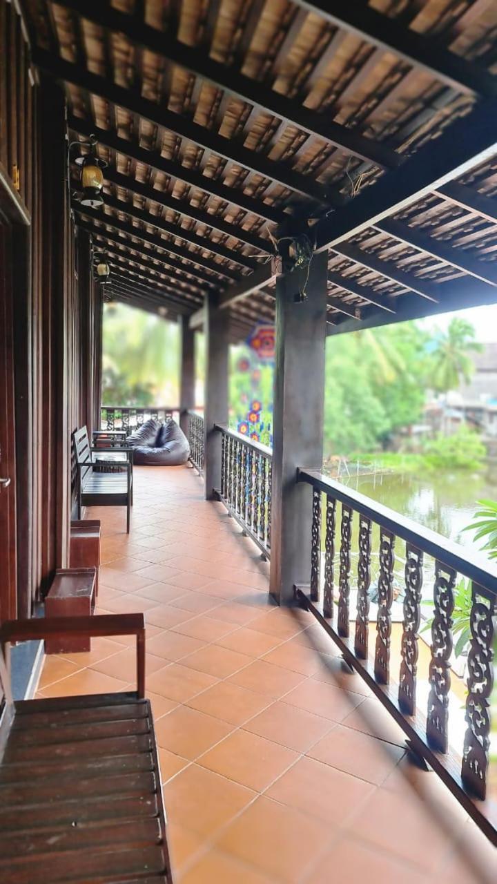 Alana Luang Prabang Hotel Exterior photo