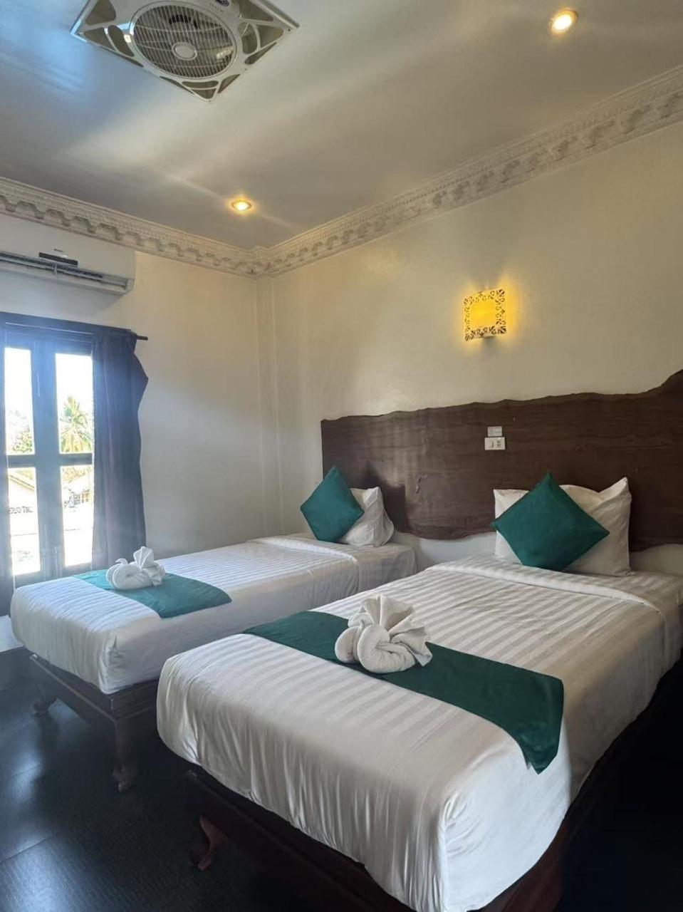 Alana Luang Prabang Hotel Exterior photo