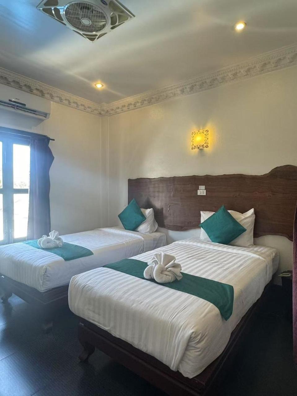 Alana Luang Prabang Hotel Exterior photo