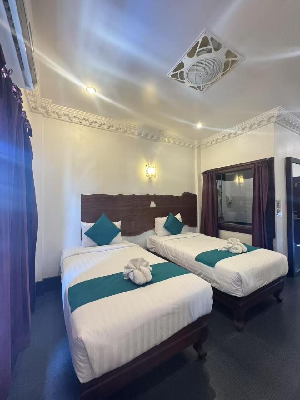 Alana Luang Prabang Hotel Exterior photo