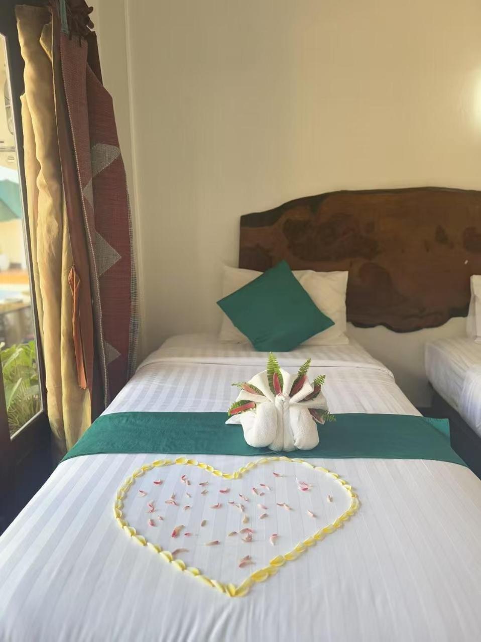 Alana Luang Prabang Hotel Exterior photo