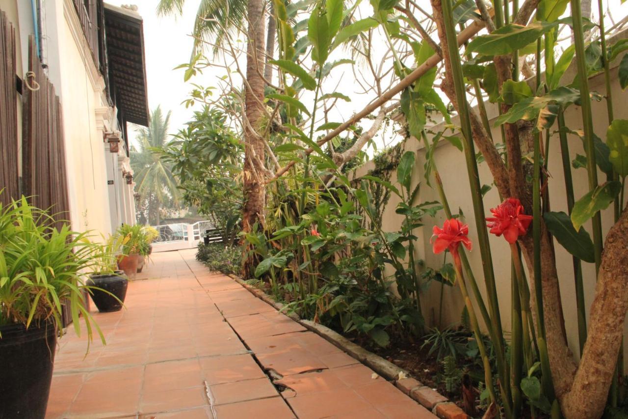 Alana Luang Prabang Hotel Exterior photo